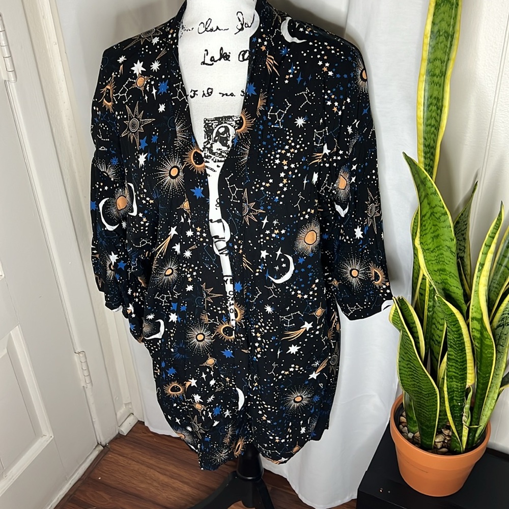 Celestial black Robe - Picture 4 of 9